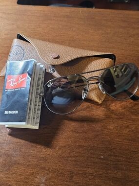 Ray-Ban 3025 Aviator Sunglasses in Chrome with Brown Tinted Lens